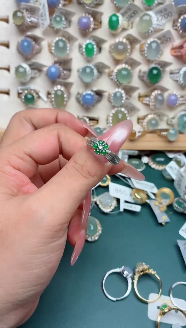 银S925镶嵌戒指翡翠.