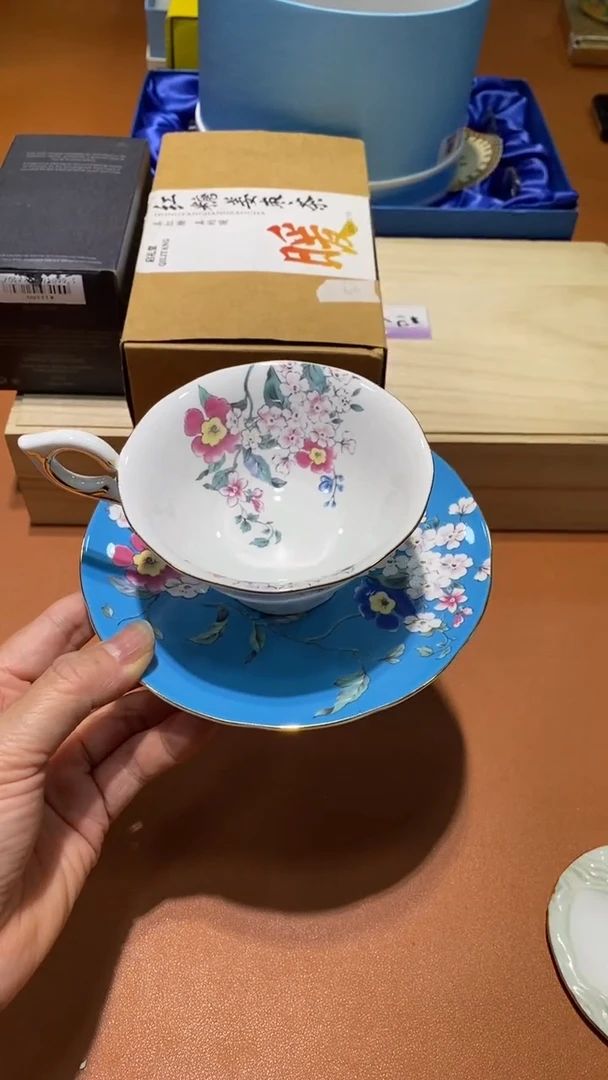 瓷片品牌 包包香水手表护肤品@@1