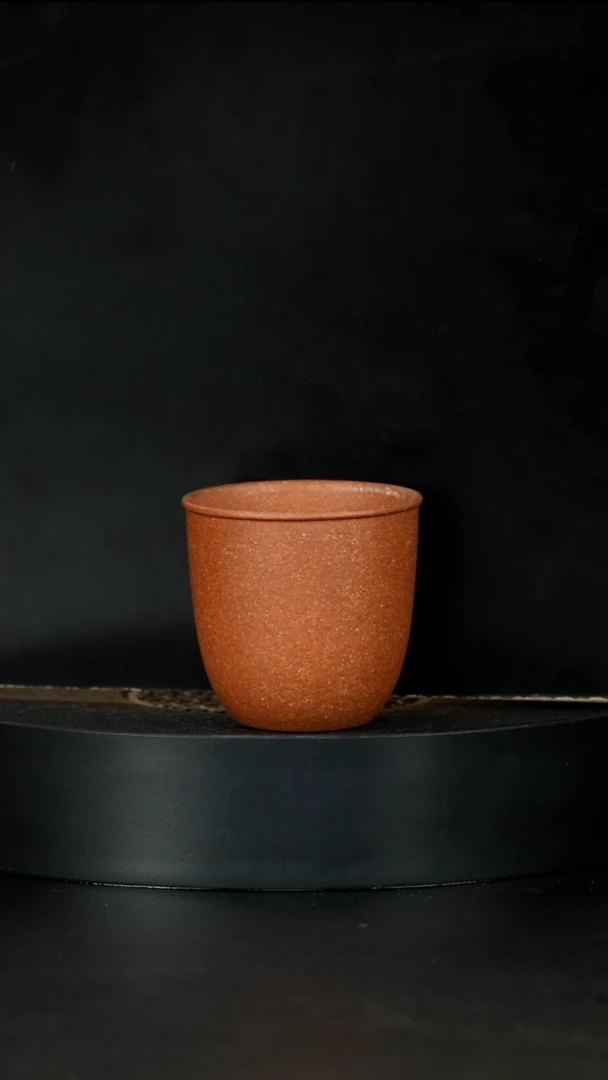 【闪购商品】紫砂茶壶精挑24目黄降坡手工主人杯130cc