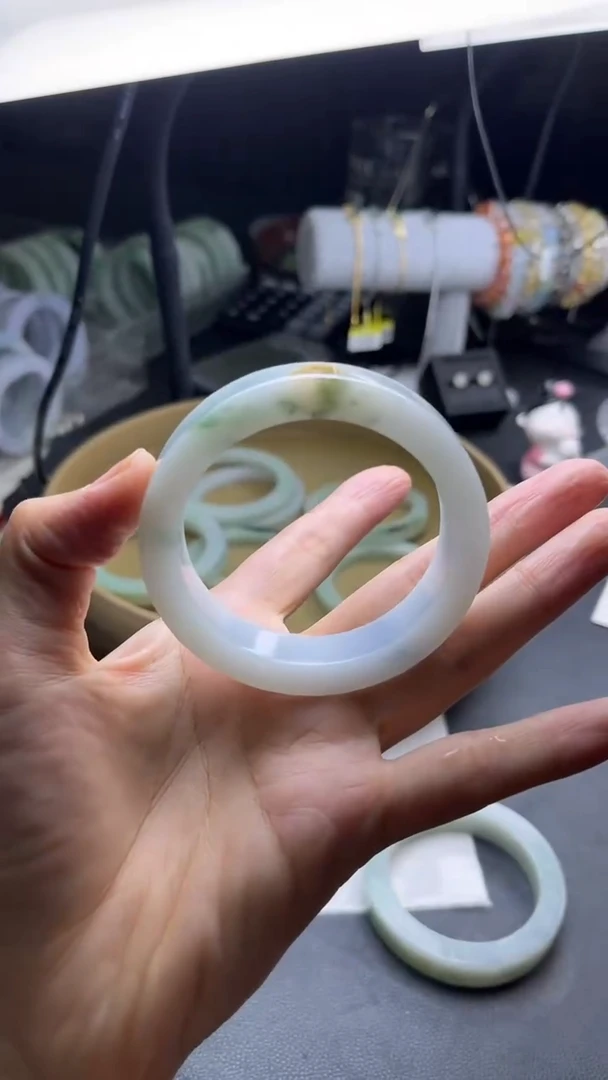 未镶嵌手镯定制翡翠翡翠手镯单样发一件（勿拍）