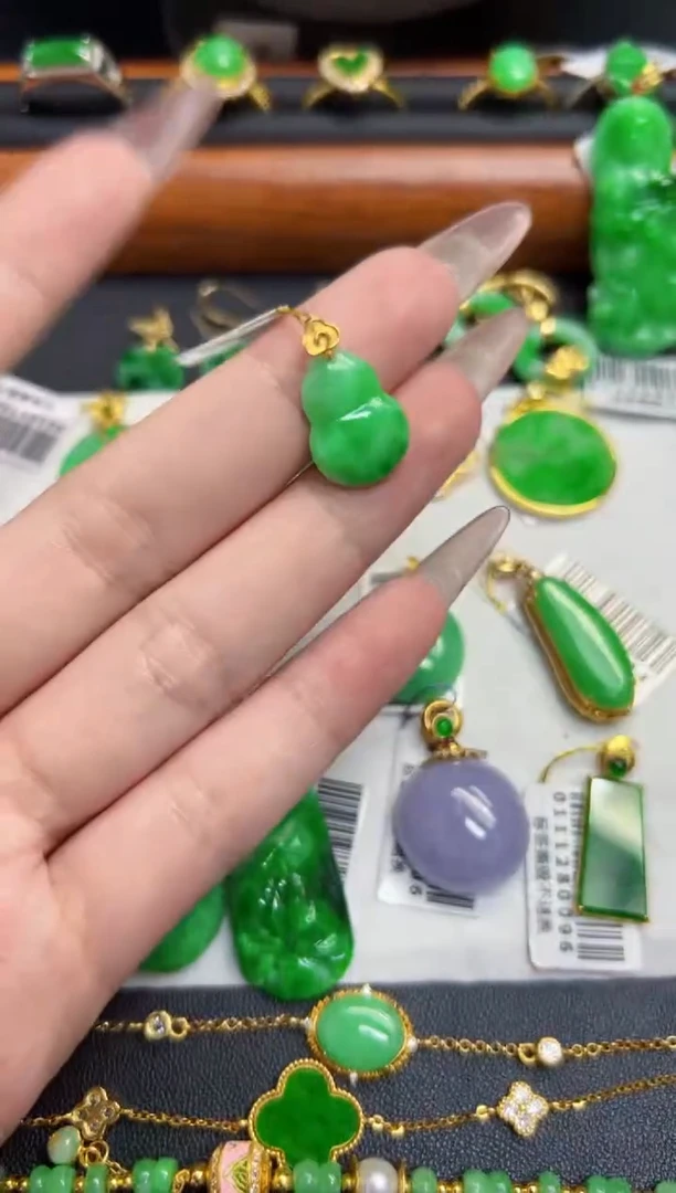 【闪购商品】翡翠颈饰18K金镶嵌Y缅料A货/支持复检/一件