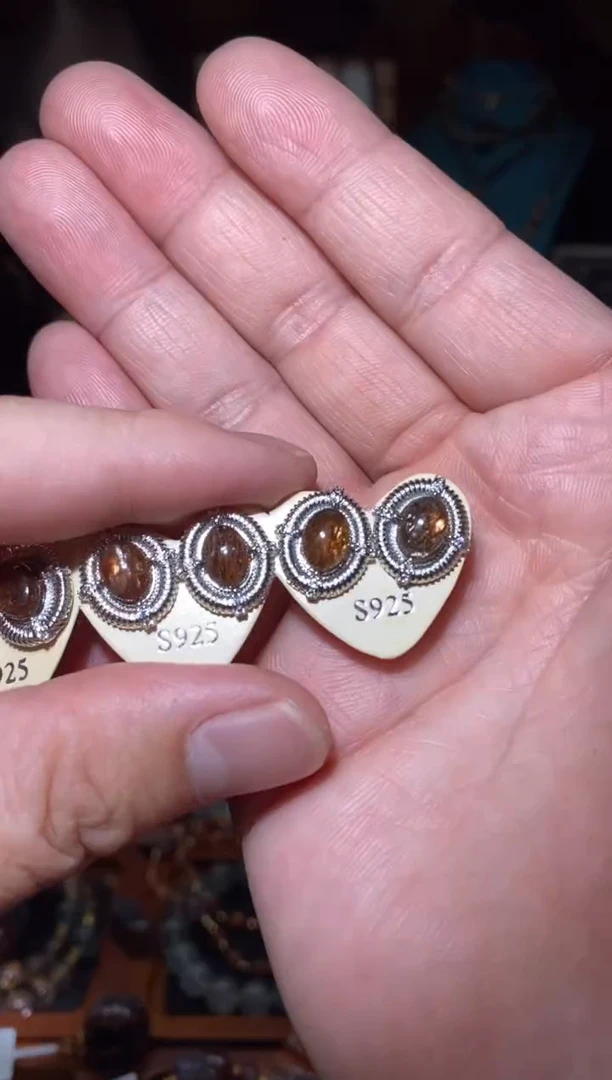 【闪购商品】水晶耳饰未镶嵌贵妃款黑金超