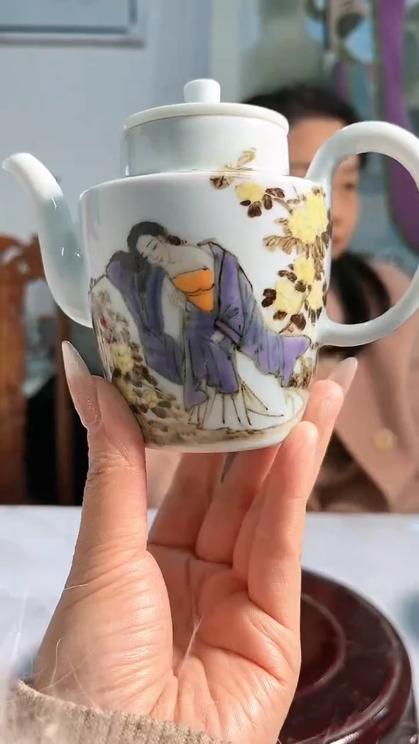 【闪购商品】官窑瓷画院042官窑瓷画院罗金枝美女壶