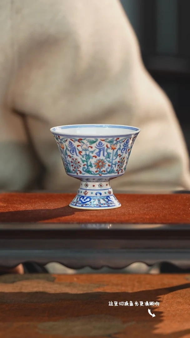 【闪购商品】馆藏级斗彩女将军—涂杏花大师