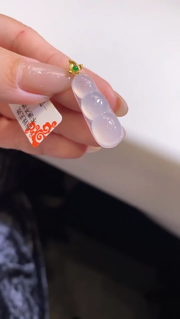 吊坠(不含链)18K金镶嵌翡翠福豆