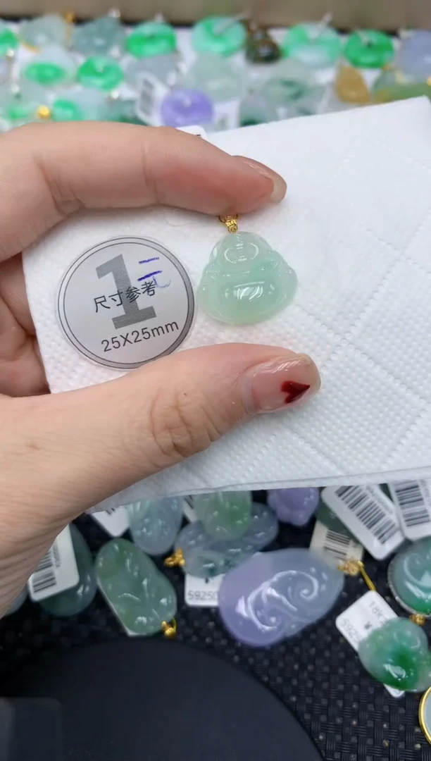 翡翠18K金镶嵌颈饰11111111