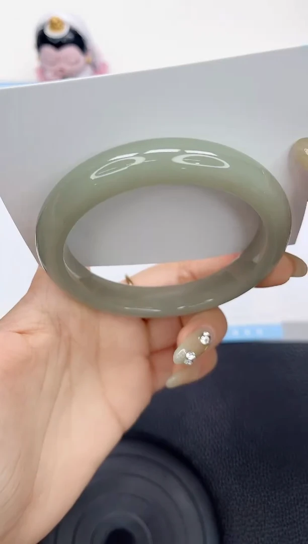 石英质玉手镯未镶嵌42-59.8