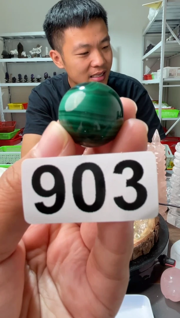 未镶嵌大型摆件（非配饰）水晶孔雀石球903