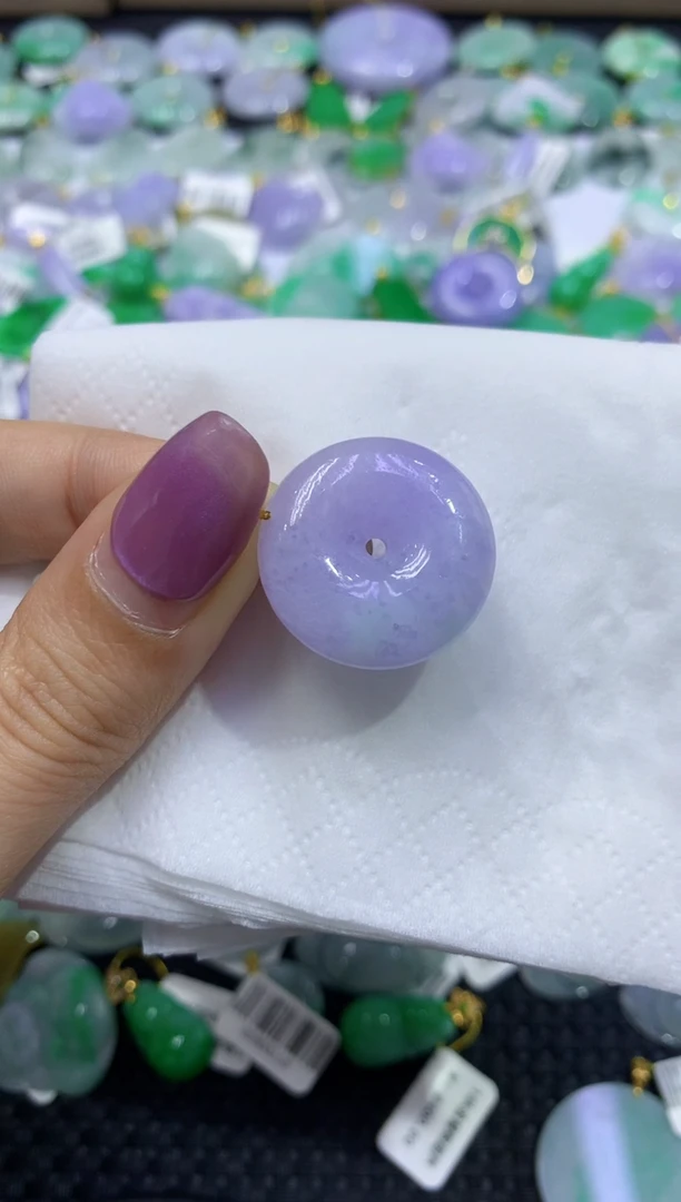 颈饰18K金镶嵌翡翠天然缅甸翡翠A货