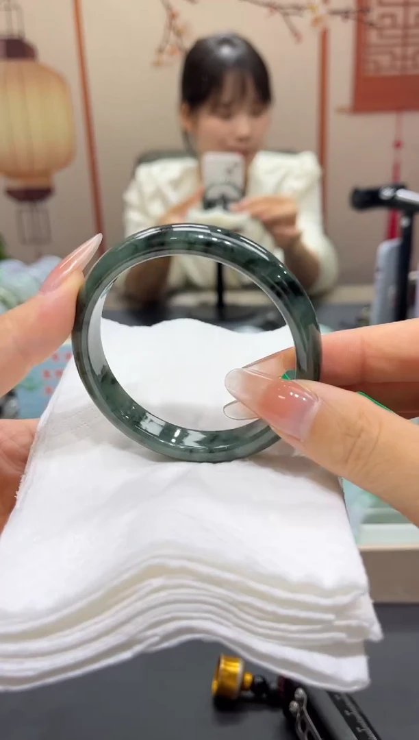 翡翠手镯未镶嵌00006180