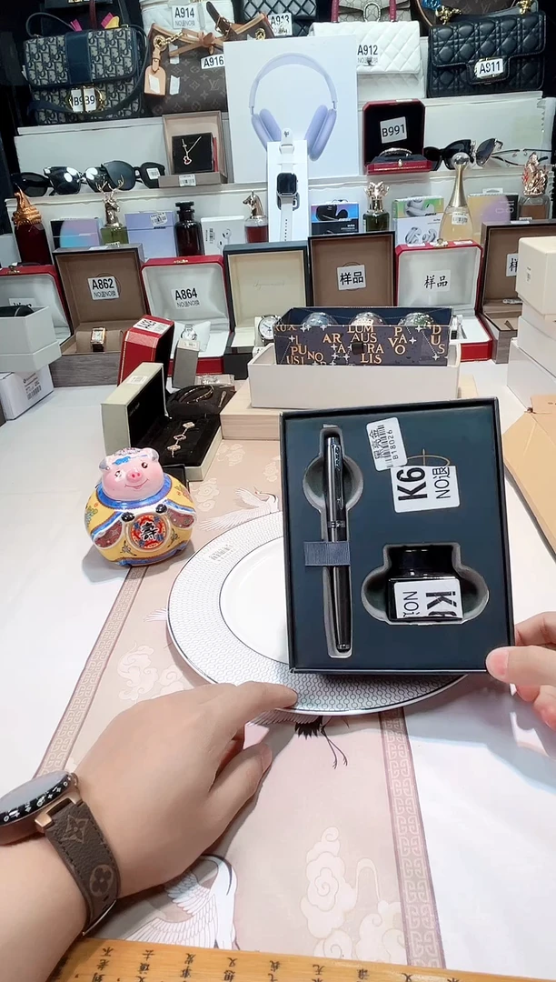 瓷片瓷器 库房到期 全部地板价@@1