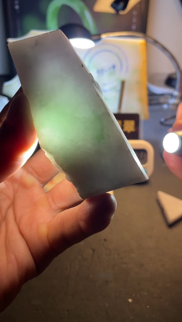 颈饰未镶嵌翡翠洪*翡翠