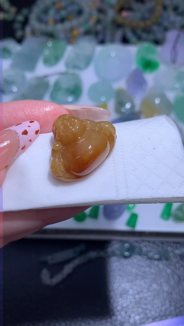 未镶嵌定制翡翠佛