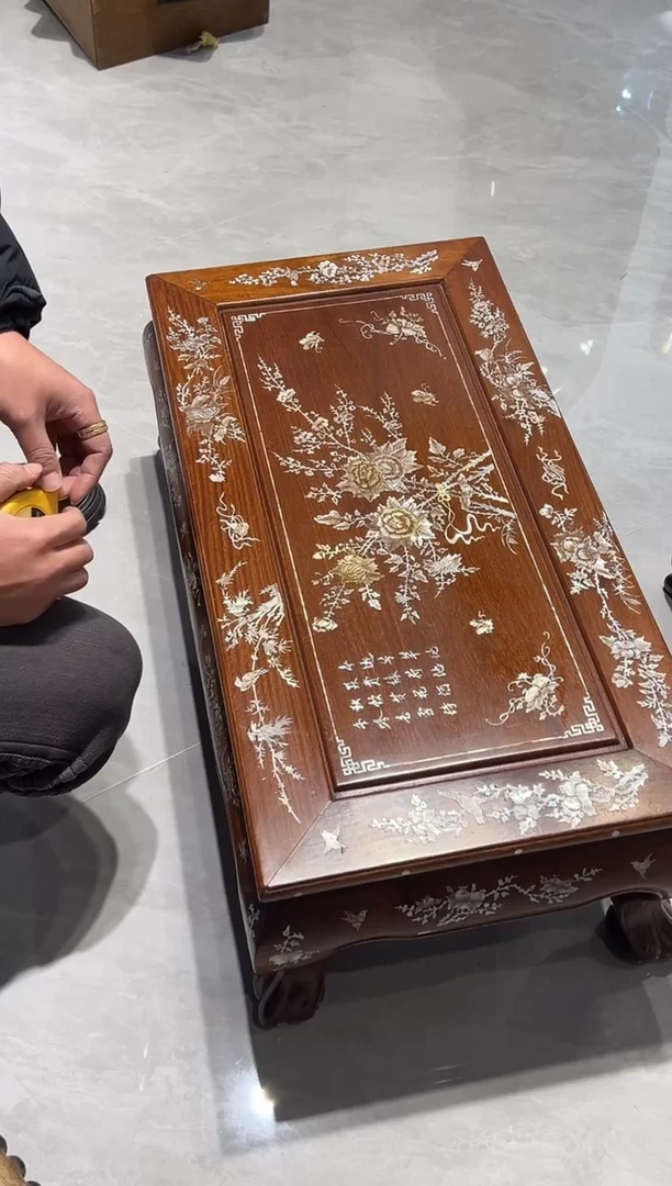 花梨嵌螺钿 小茶桌