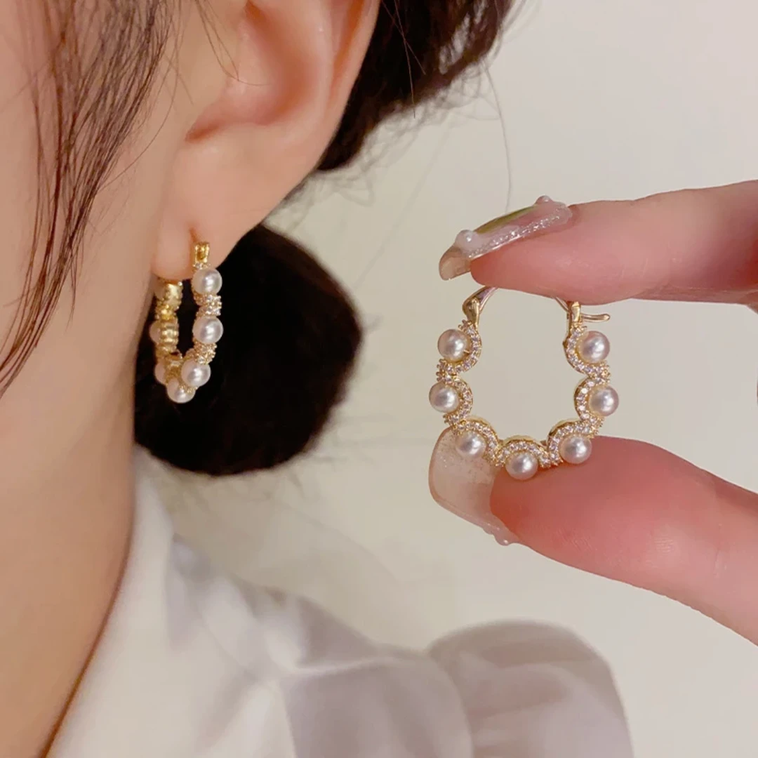 铜合金耳饰 甜美百搭珠珠几何耳扣独特设计时尚高级感耳环B432