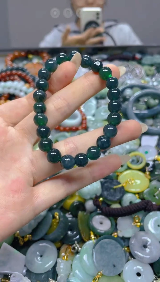 颈饰未镶嵌翡翠8MM/ T /翡翠A货，一件也是批发价