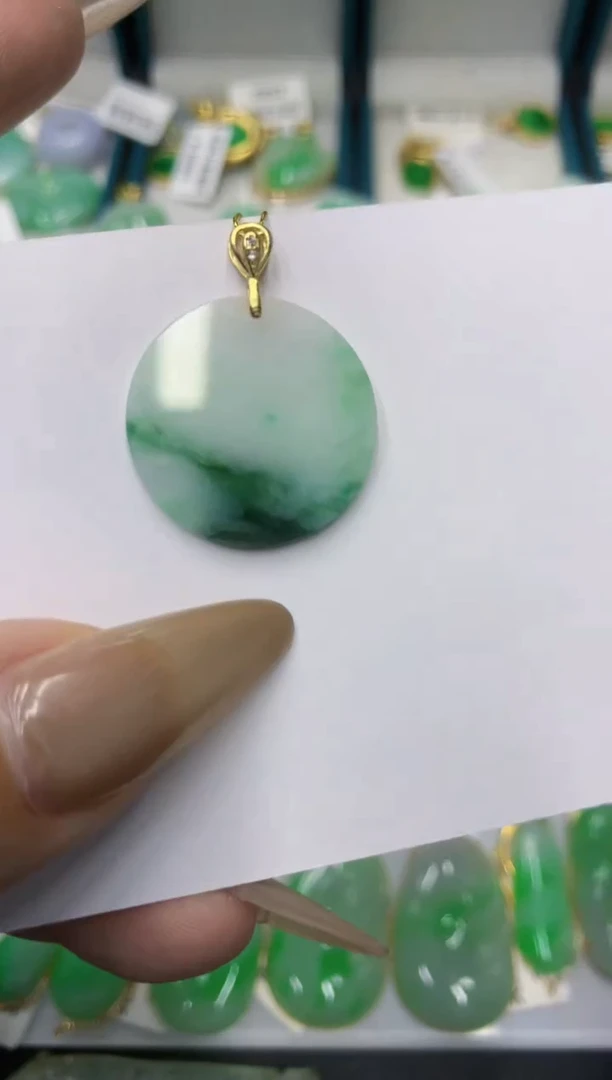 颈饰未镶嵌翡翠11111