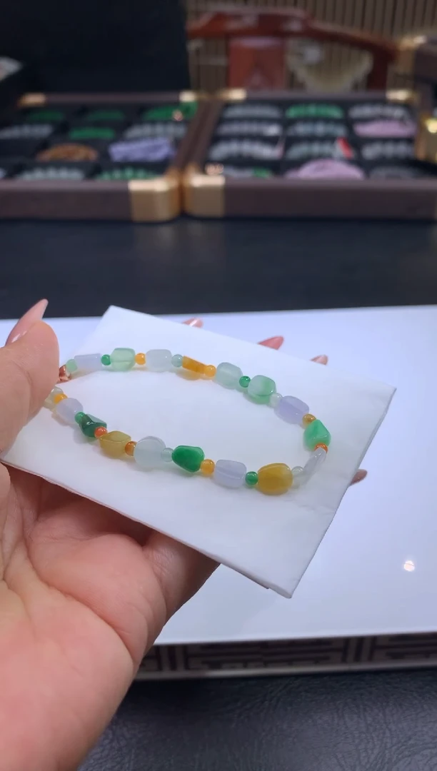 未镶嵌定制翡翠可*翡翠