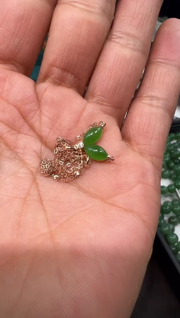 【闪购商品】和田玉吊坠18K金镶嵌和田玉吊坠多样性发货拍一发一