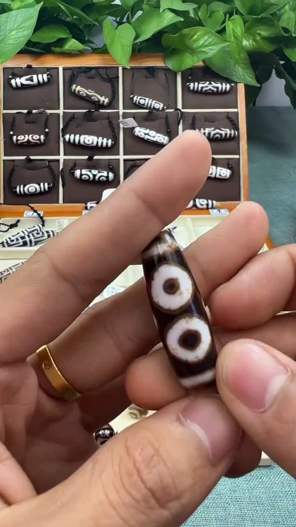 玛瑙/玉髓（覆膜）吊坠(不含链)未镶嵌20.