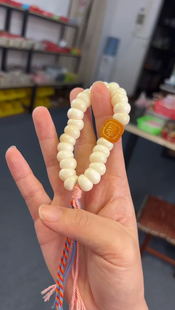 手链蜜蜡未镶嵌牛骨大肠蜜蜡【常常发】设计款