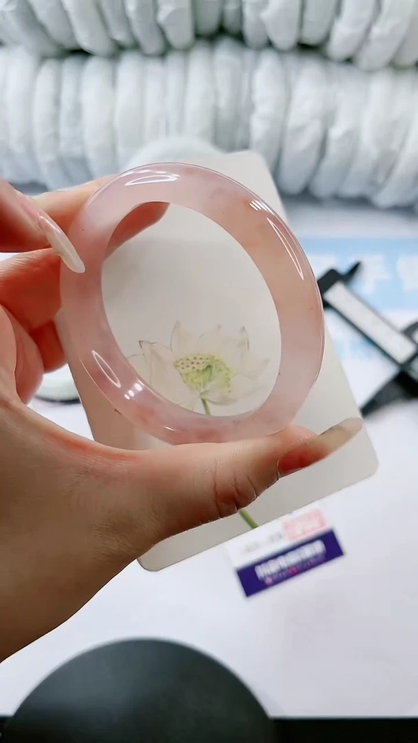 【闪购商品】石英质玉手镯未镶嵌多样性发货L465