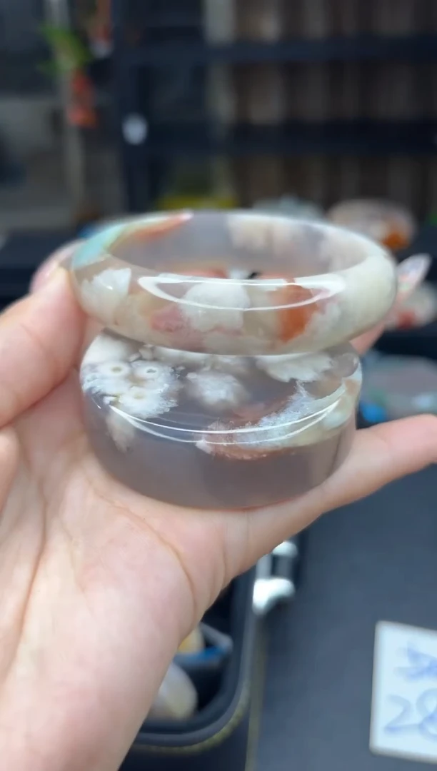 石英质玉手镯未镶嵌312(60圈赠送镯心)