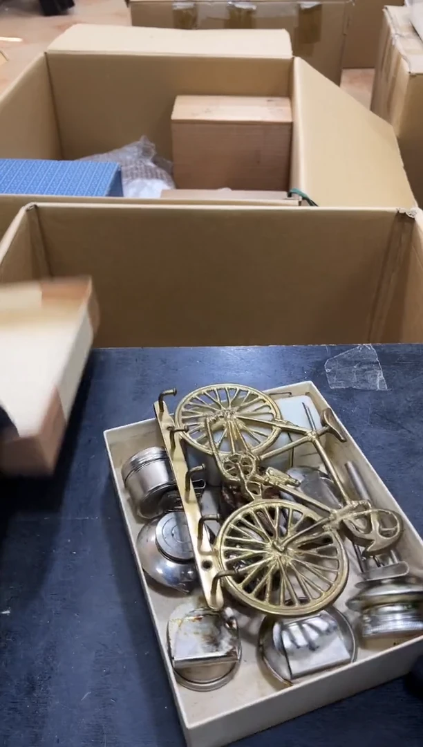 如图所示 阁集工艺品