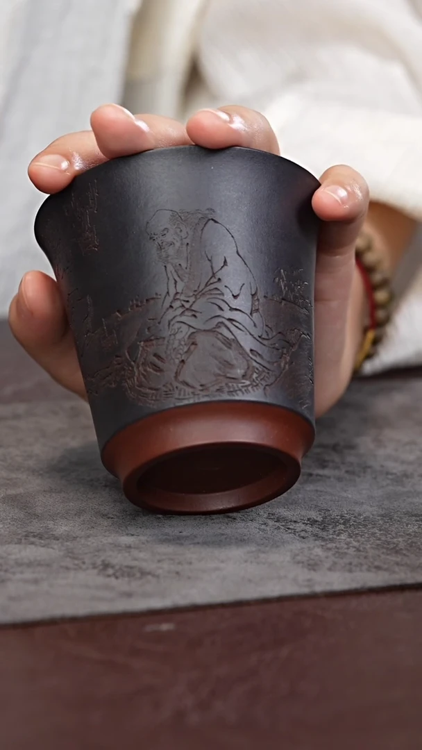 茶杯紫砂双色粉浆 刻绘罗汉 主人杯