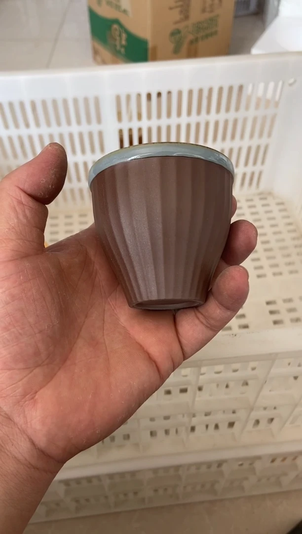 无运费险有瑕疵的摄影的产品有使用过的痕迹有点脏介意勿拍