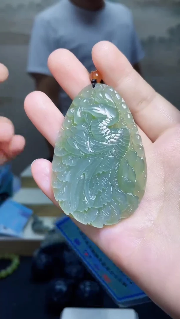 和田玉未镶嵌颈饰1