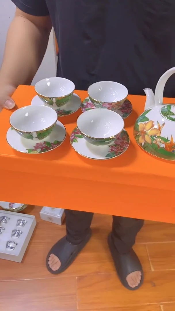 杯鸿辉家品牌瓷器，京东包邮！