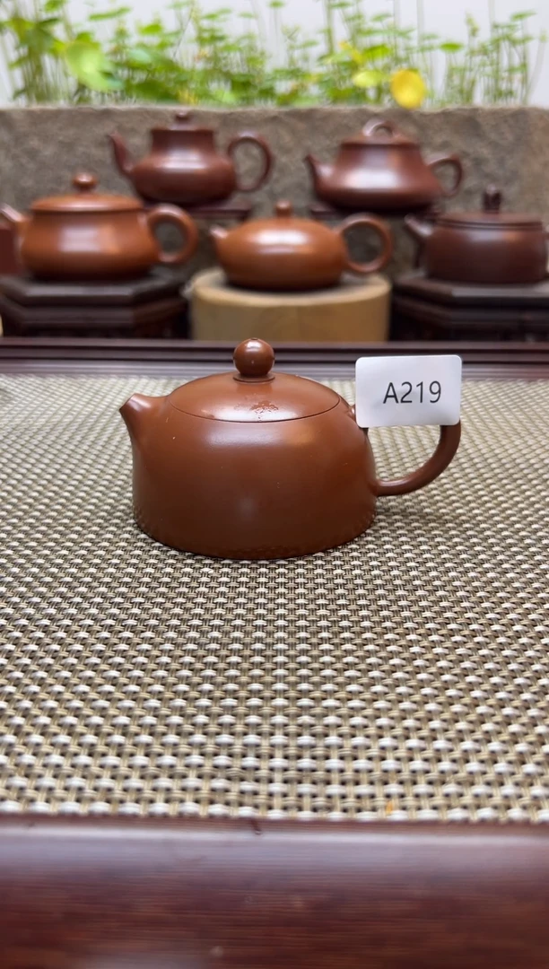 【闪购商品】朱泥茶壶微瑕 原矿全手工  A219 80cc