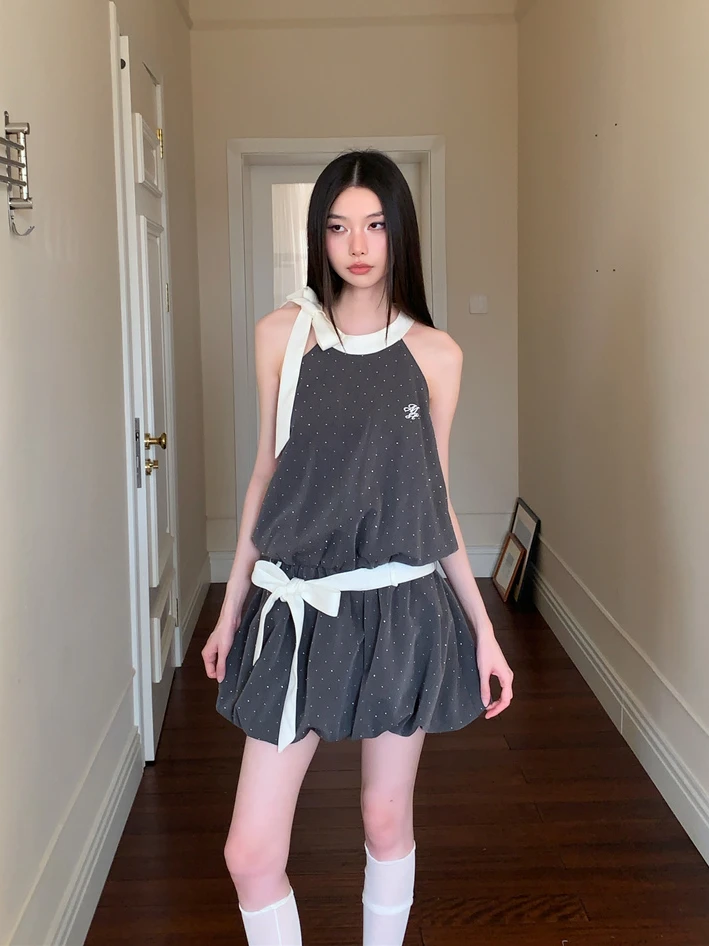 MOONSEE 学院风挂脖烫钻蝴蝶结背心连衣裙女辣妹性感修身显瘦短裙