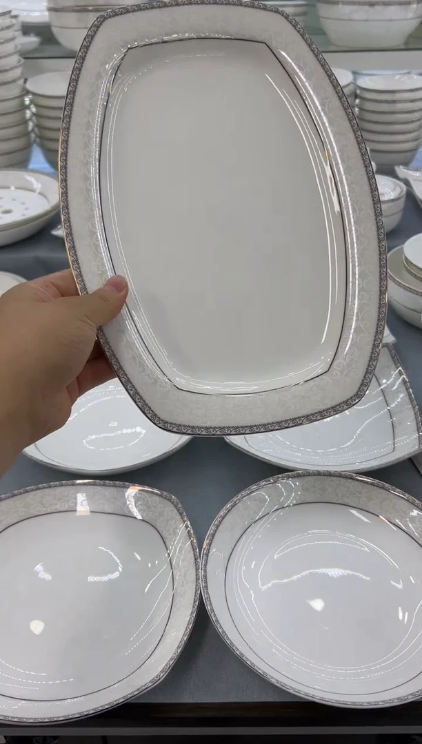 骨瓷玲珑12方鱼1个