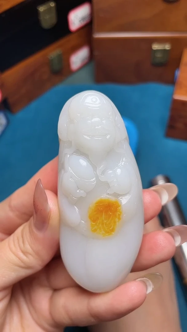 和田玉未镶嵌把件和田玉