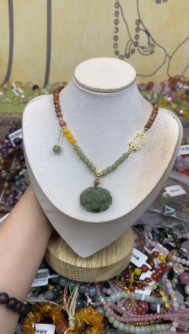 未镶嵌檀香木吊坠439