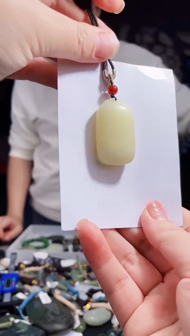 【闪购商品】和田玉颈饰未镶嵌拍一发一