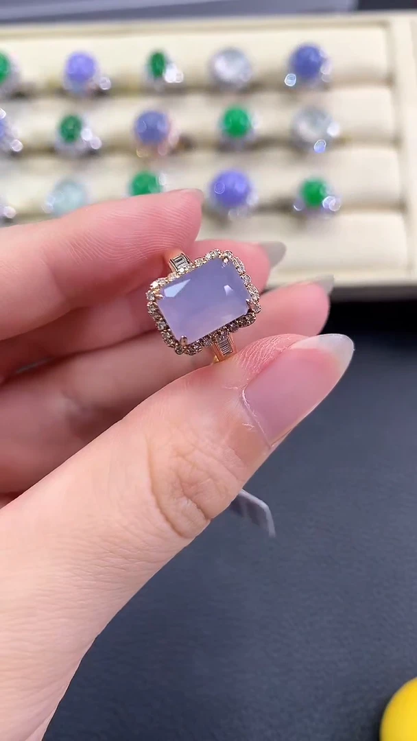 翡翠戒指18K金镶嵌春日珠宝 B90紫货有色差