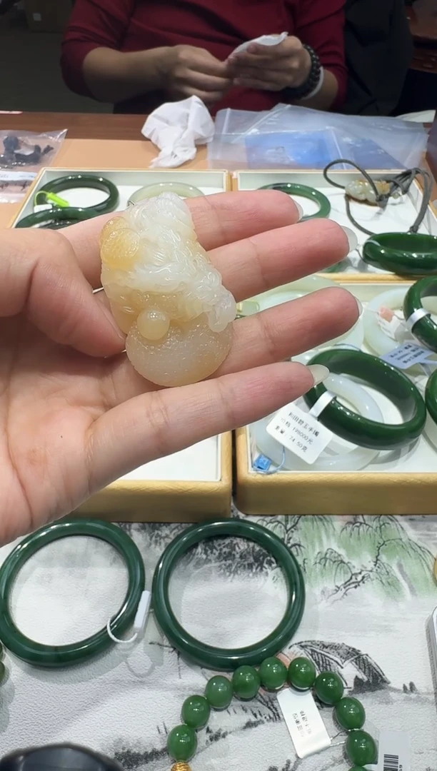 颈饰未镶嵌和田玉【瑞睿珠宝】和田玉龙牌 （多样性发货）