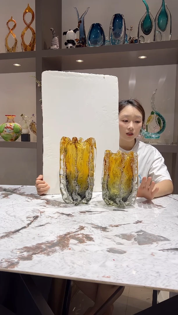 琥珀气泡琉璃花瓶一对