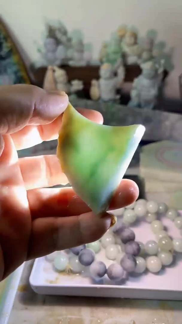 【闪购商品】翡翠吊坠(不含链)未镶嵌A147