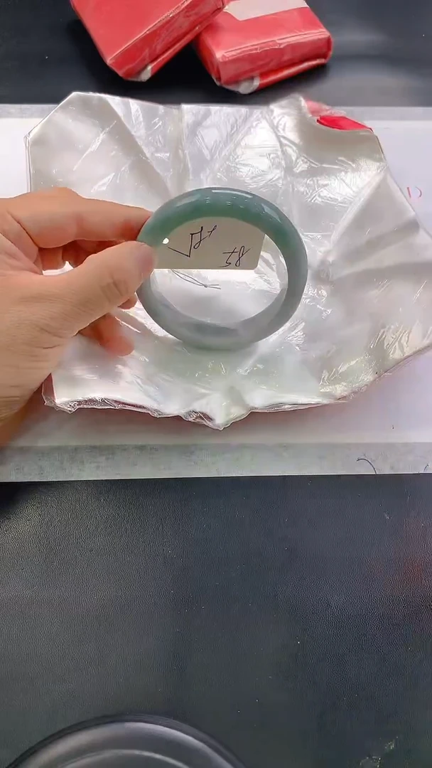 未镶嵌手镯翡翠58