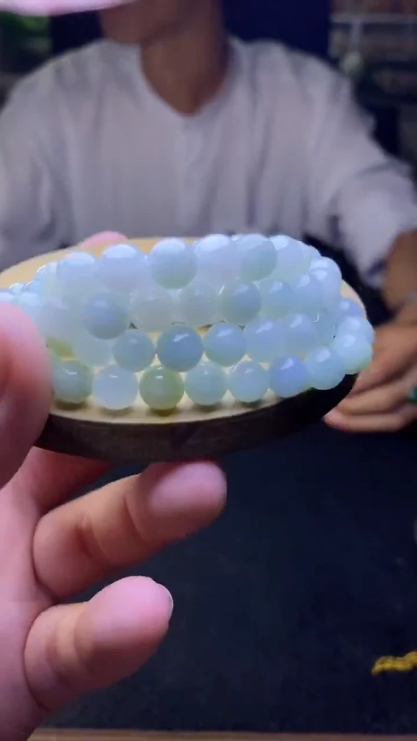 定制翡翠未镶嵌天然缅甸A货翡翠，多样性发货，拍一发一