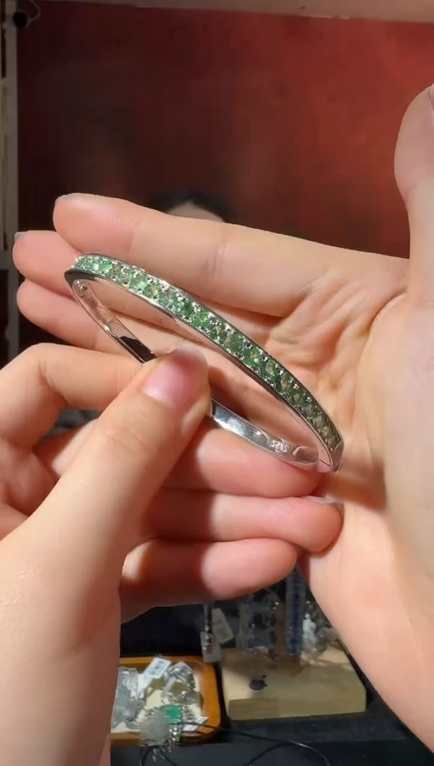 石榴石（沙弗莱）银S925镶嵌手镯手镯