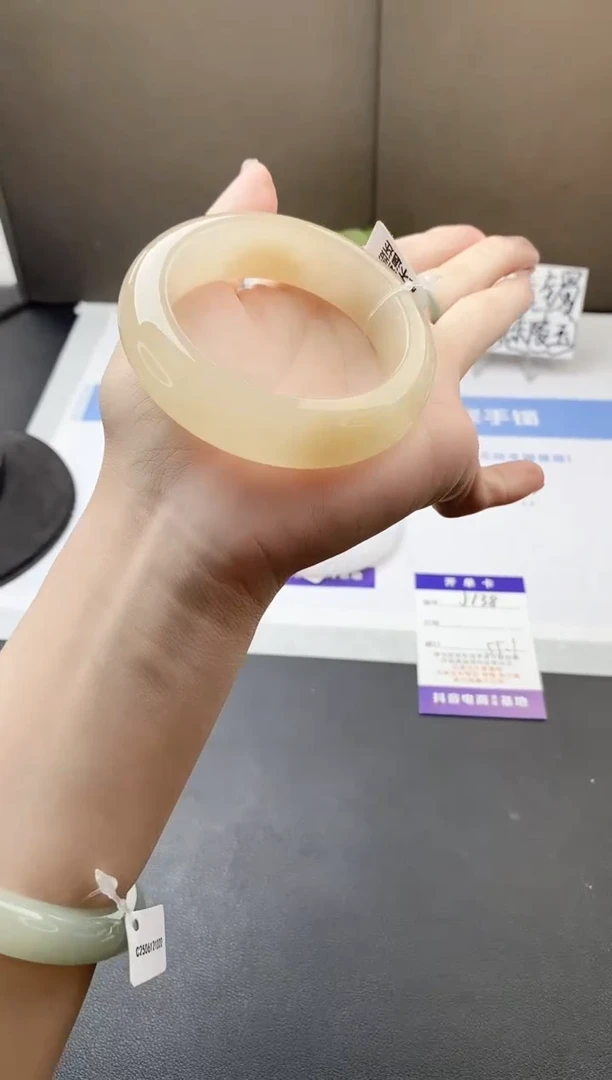 石英质玉手镯未镶嵌j138-H1多样性发货55+