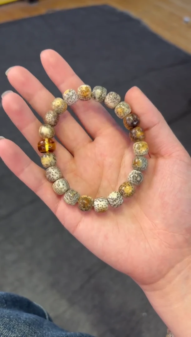 【闪购商品】琥珀手链未镶嵌   10星月火烧云琥珀设计款