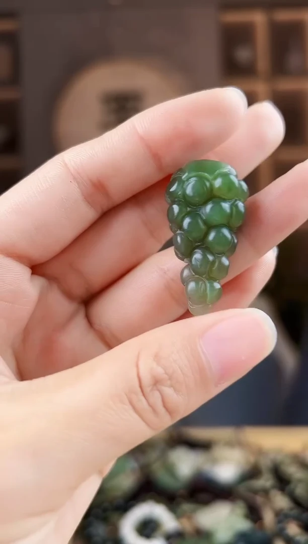 颈饰未镶嵌和田玉拍一发一，多样性发货