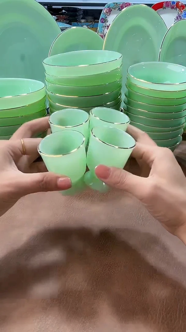 玉瓷高足酒杯4只餐具