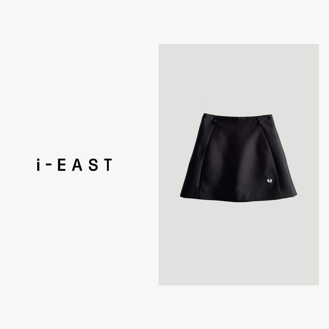 i-EAST 腰胯救星~刺绣小蝴蝶高腰裙-4C K32593